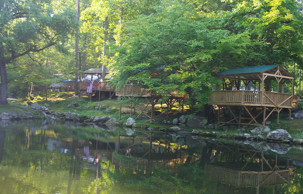 Tent Deck - Pond