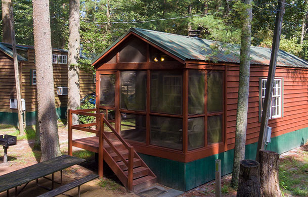 lodge cabins rental exterior